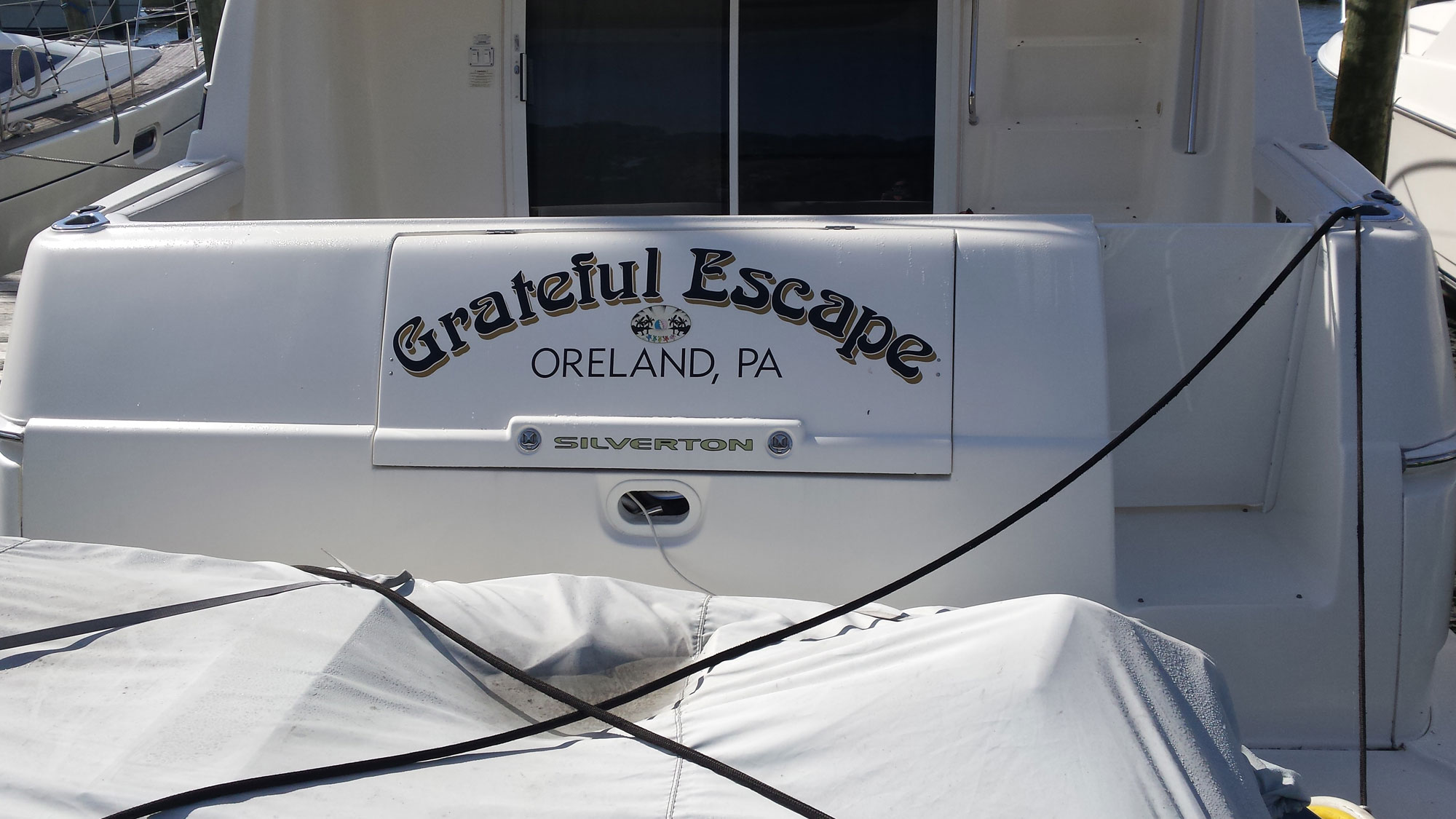 boat name grateful escape