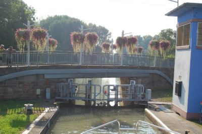 canal lock