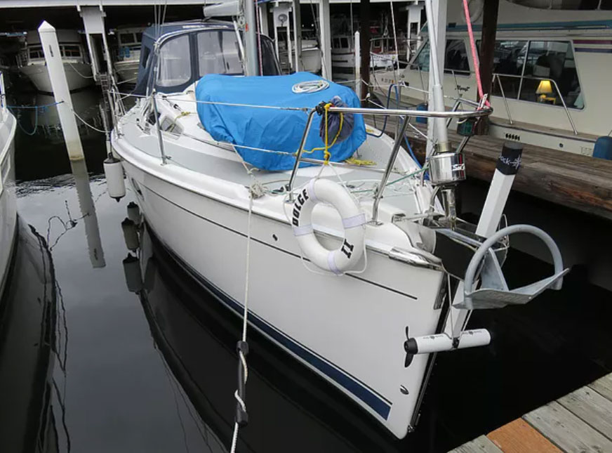 thruster retracted sailboat